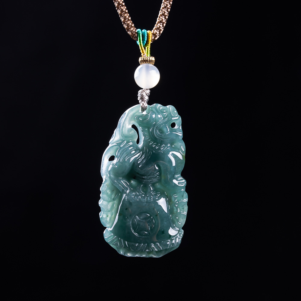 Accessories Woman - Burmesischer Jadeit Pixiu Anhänger Designer Edelstein
