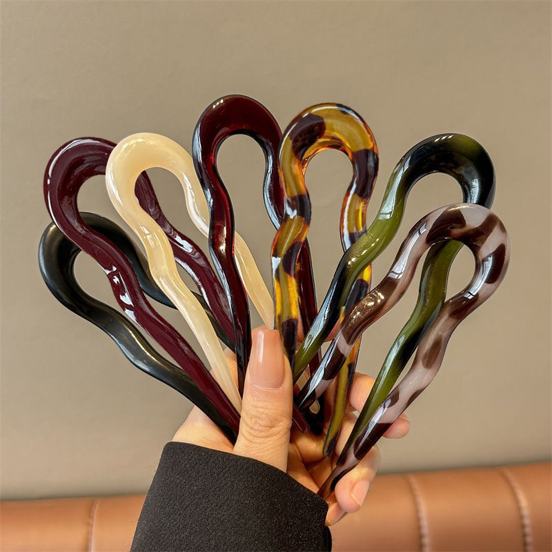 Women'S Formal Accessories - Elegante U-förmige Acryl-Haarspange für Frauen, Haarspange