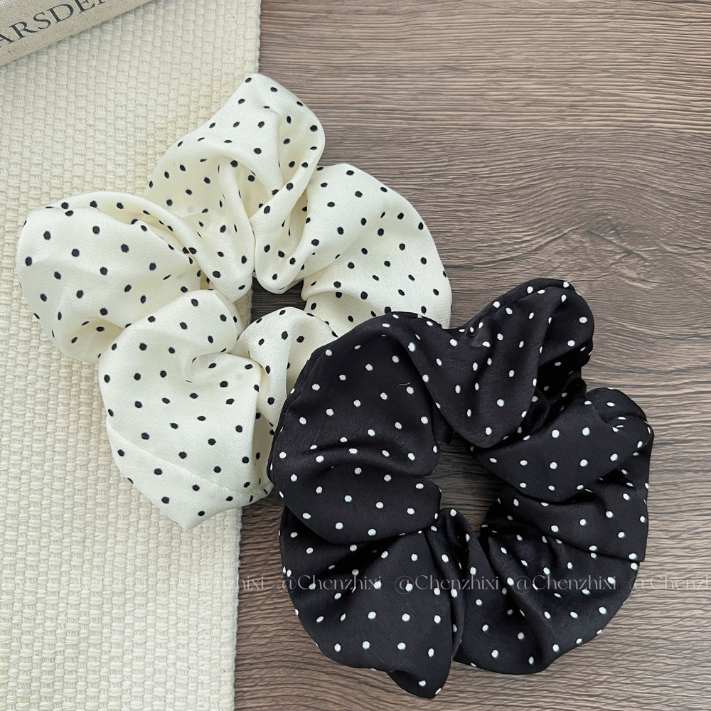 2er-Set Elegante Haargummis: M – Scrunchie Satin Set Bewertung und Preis