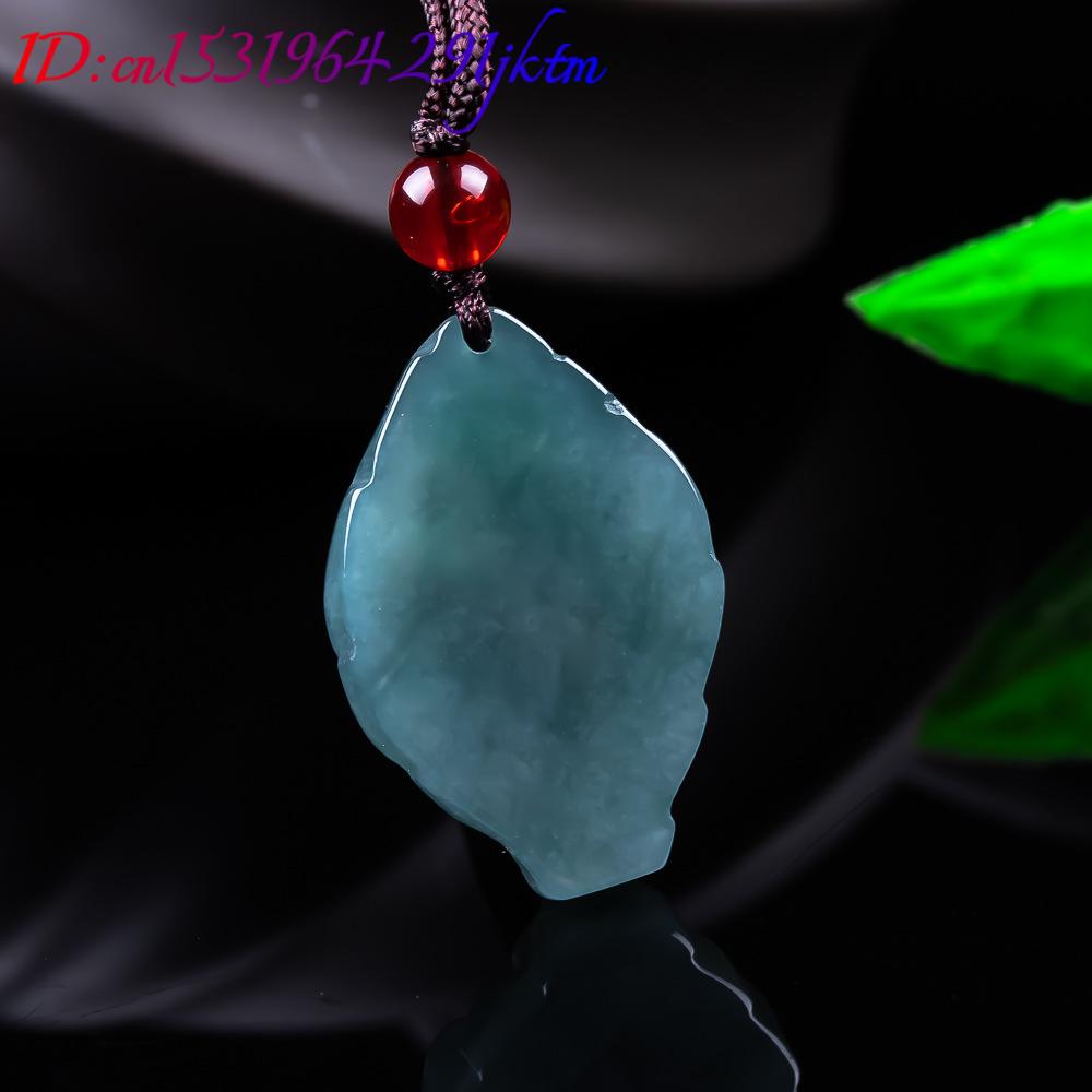 Natürliche burmesische Jadeit- – Accessories Woman Bewertung und Preis