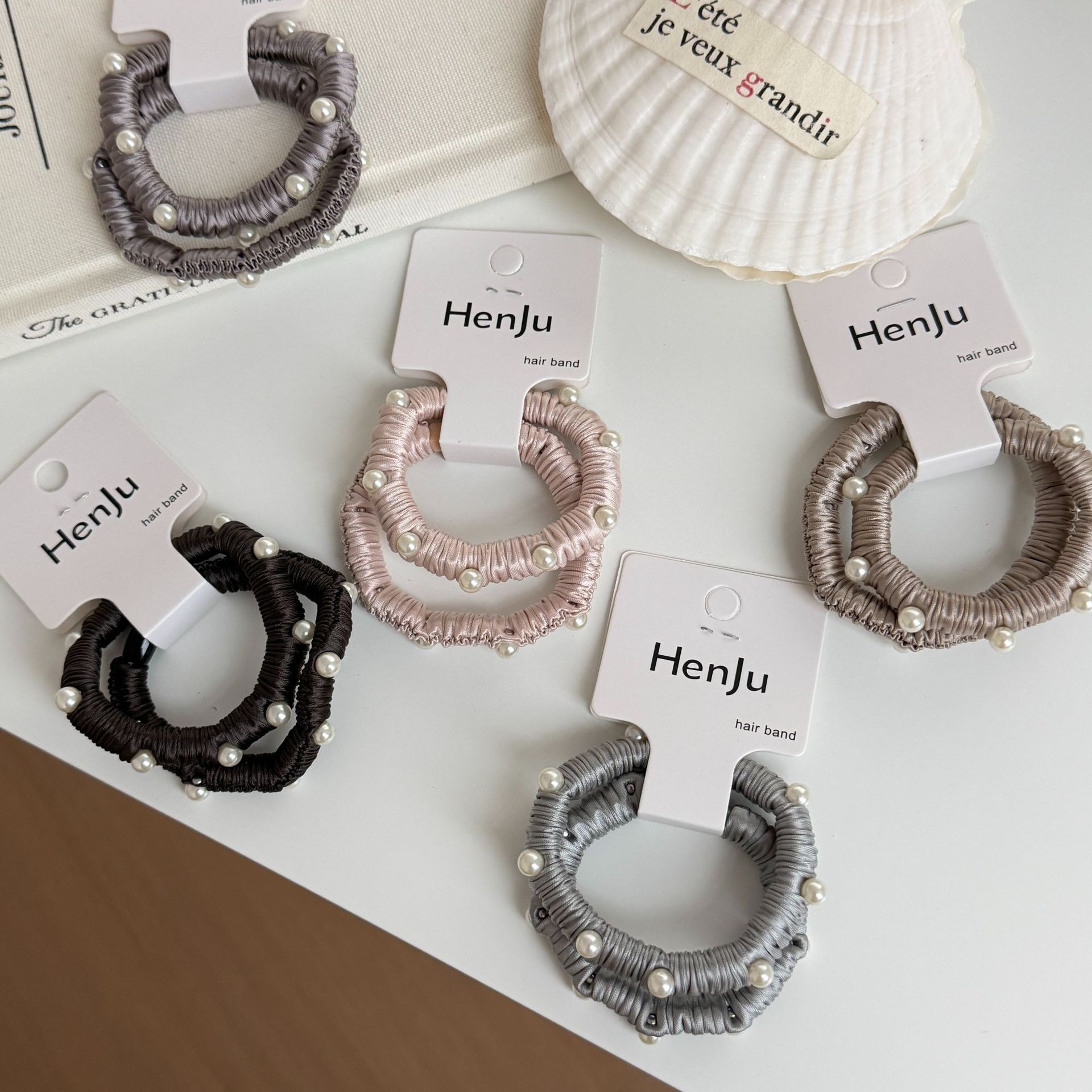 Satin-Haargummis 2er-Set mit P – Scrunchie Satin Set Bewertung und Preis