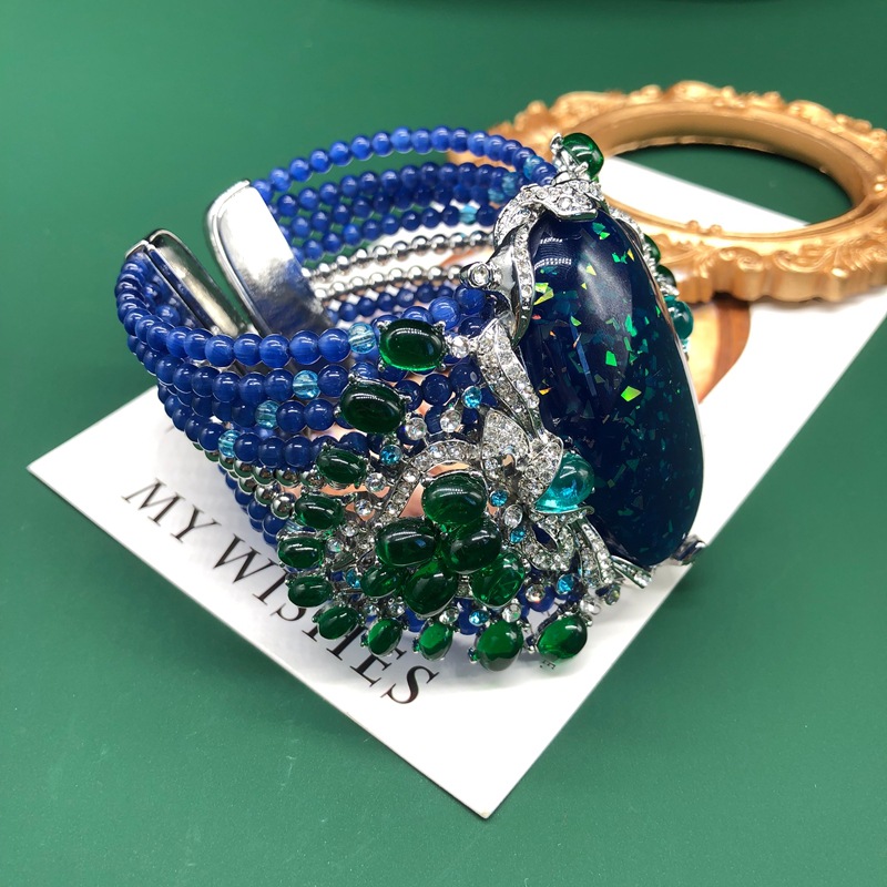 Luxuriöses Vintage-Perlenarmba – Resin Bangle Bracelet Bewertung und Preis